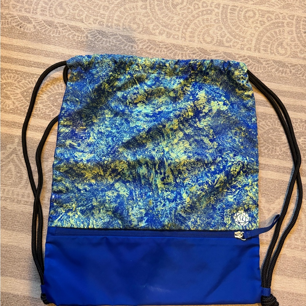 Lululemon SeaWheeze 2019 race bag